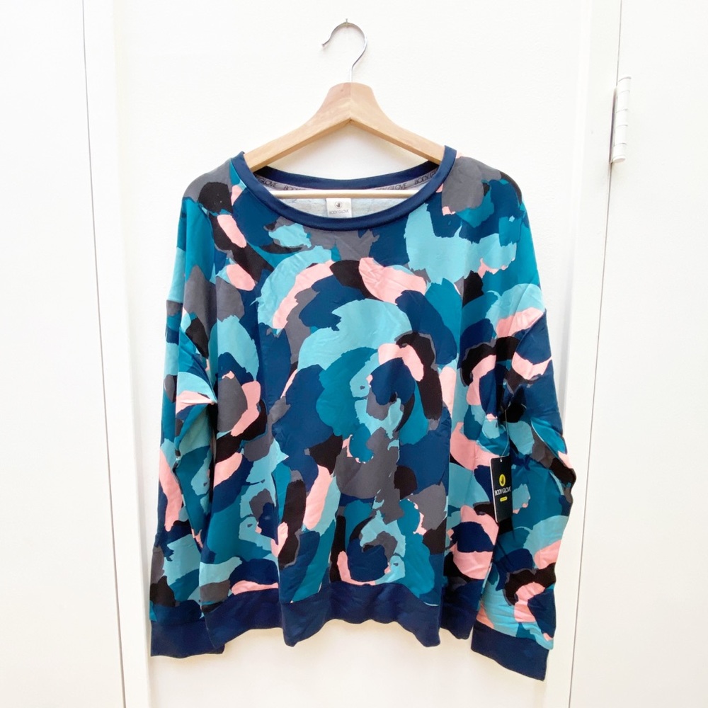 BODY GLOVE Printed Sweater Top